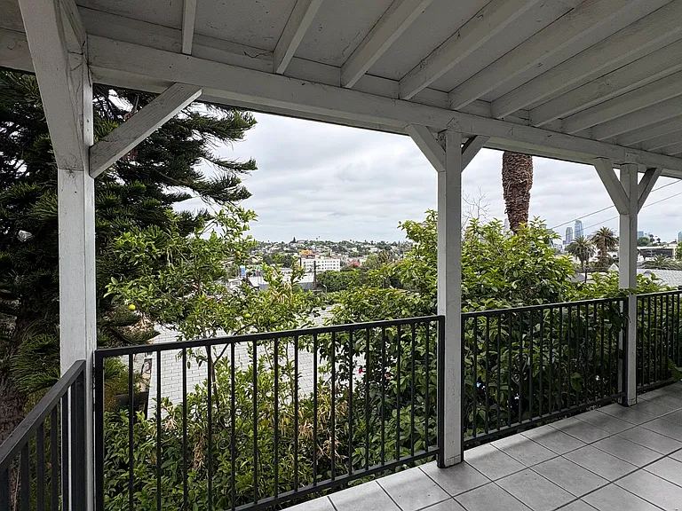 1348 Allesandro St — Photo 10
