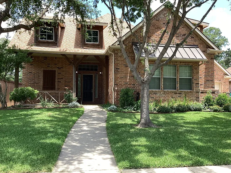 1713 Palo Verde Dr — Photo 1
