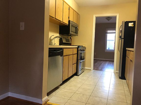 3rd image of 17625 Amity Dr #11-C