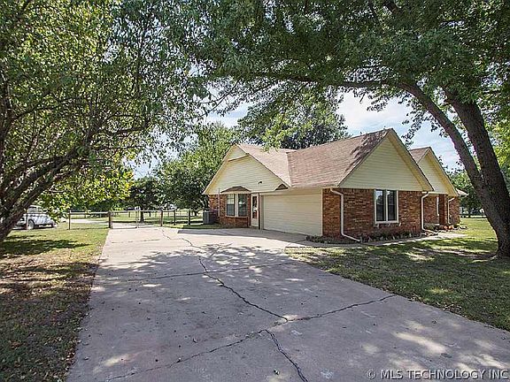 2nd image of 11125 S 250th East Ave