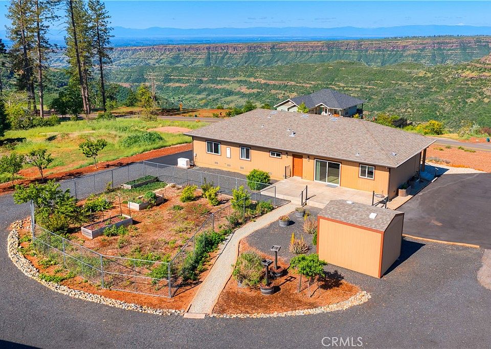 1st image of 6092 Cliff Dr