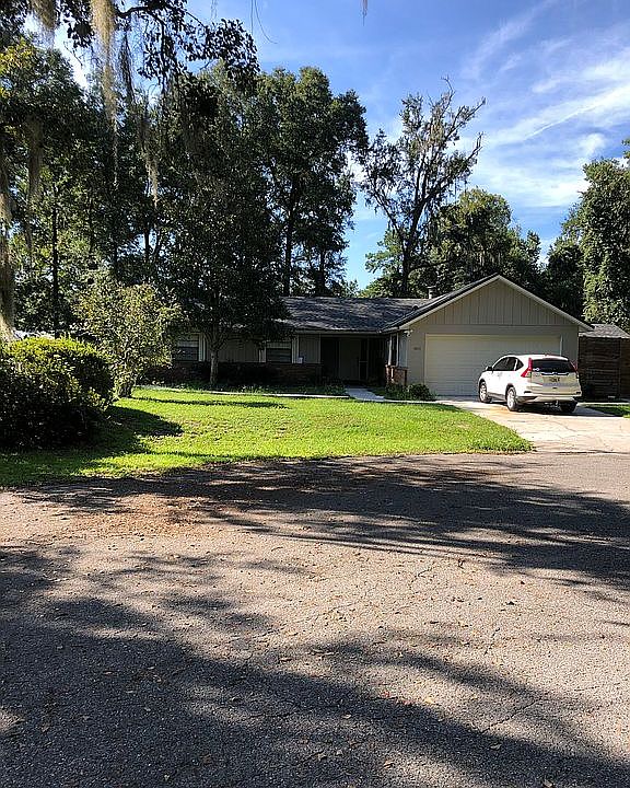 1st image of 4803 NW 105th Ln