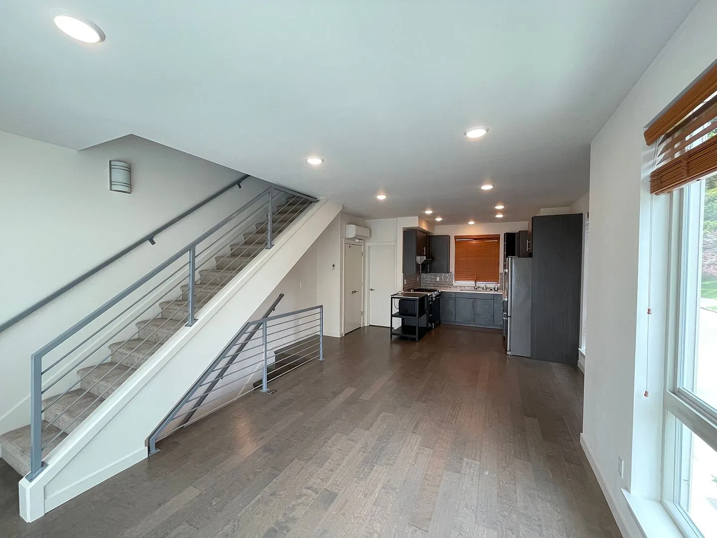 Great Townhome For Rent — Photo 3