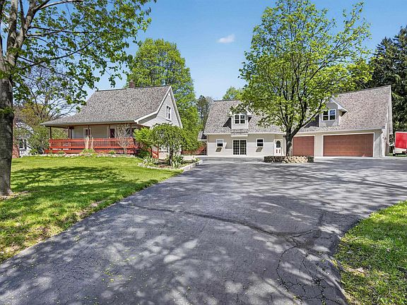 2nd image of 2292 N Belsay Rd