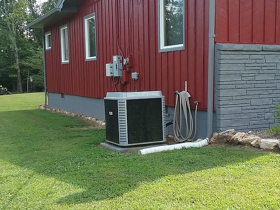 5th image of 207 Sequoia Ln