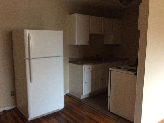 2nd image of 3115 Durrell Ave APT 22