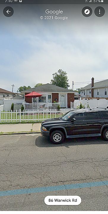 2nd image of 87 Warwick Rd