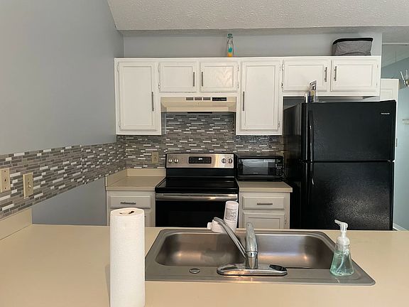 5th image of 5543 Tiki Ln
