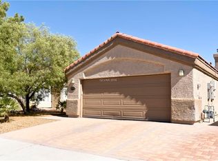 6508 Old Oxford Ave, Las Vegas, NV 89108