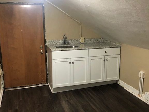 2nd image of 283 Harrison Ave APT 3