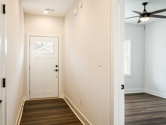 5th image of 143 Lockridge Ln