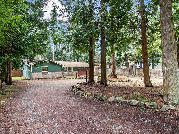 3rd image of 1602 23rd Ave SE