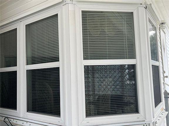 5th image of 343 Avocado Dr