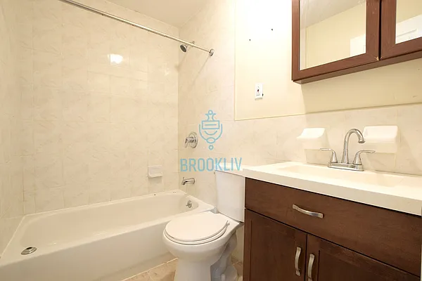 Rented by null | media 20