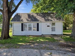 106 Matilda St, Pekin, IL 61554