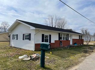 709 Gilbert Dr, Mitchell, IN 47446