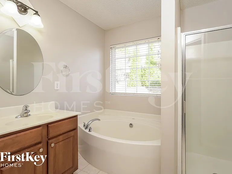 4145 Crestwood Cir — Photo 12