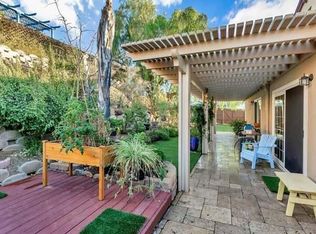 10101 Carreta Dr, Santee, CA 92071