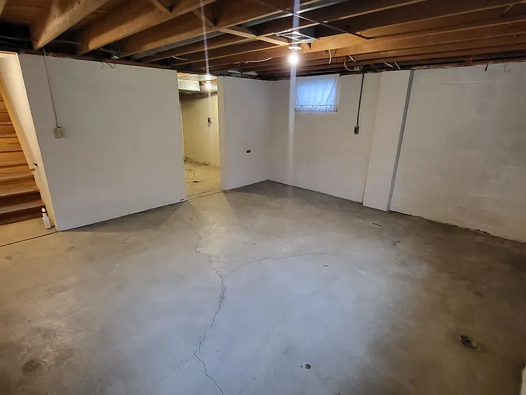 4365 Glenmawr Ave — Photo 28