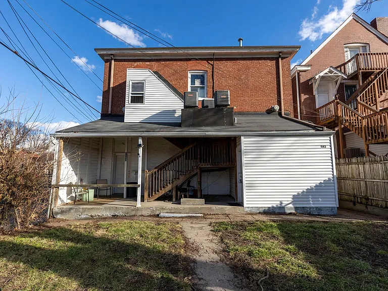 1142 S. 6th Street — Photo 15