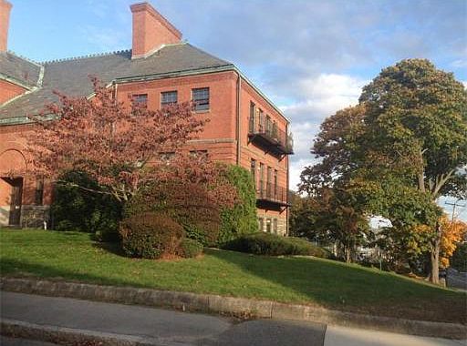 1st image of 250 Whitwell St Unit 17
