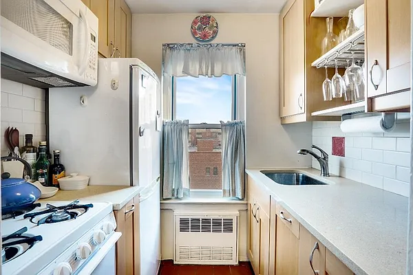 Sold by Weichert Properties - NYC | media 2