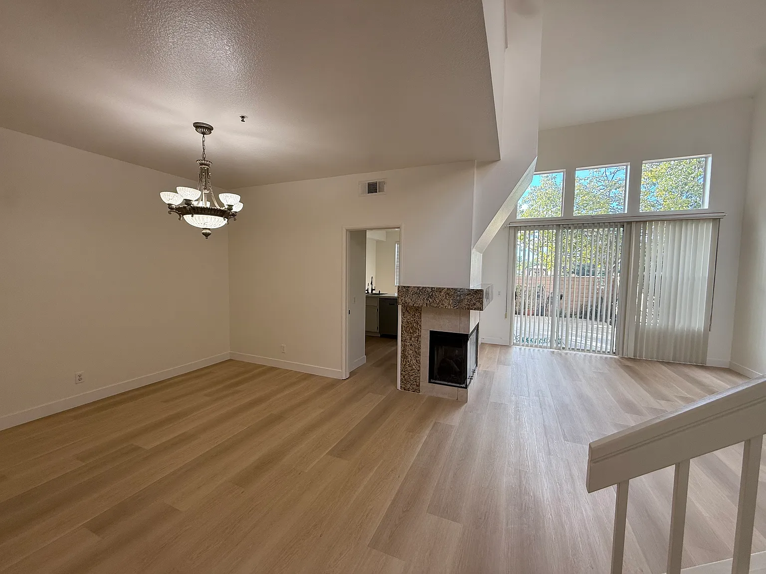 3 bed, 1764 sqft, $4,000 — Photo 4