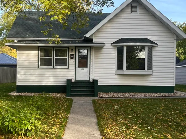 103 N 5th St, Milbank, SD 57252