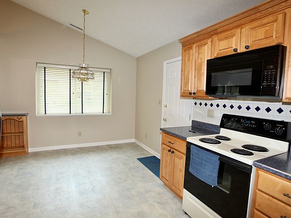 2nd image of 5728 Cross Bridge Ct