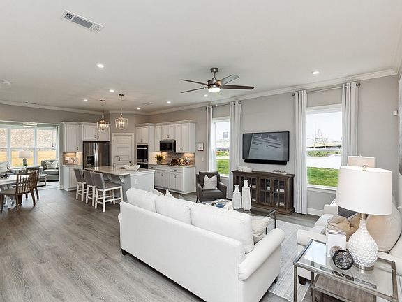 5th image of 1476 Autumn Leaf Ln Lot 5731