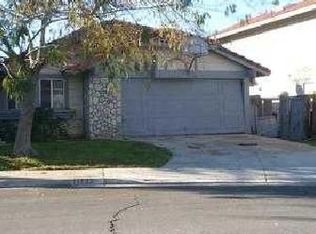 11723 Rustic Pl, Fontana, CA 92337
