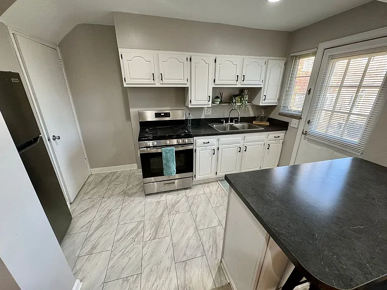 1139B Sells Ave — Photo 10