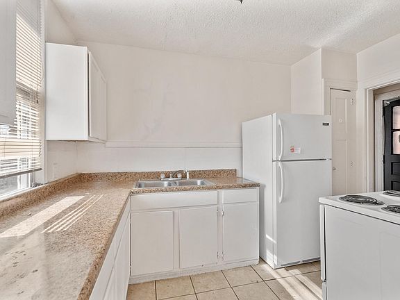5th image of 603 Rockford Ave #4