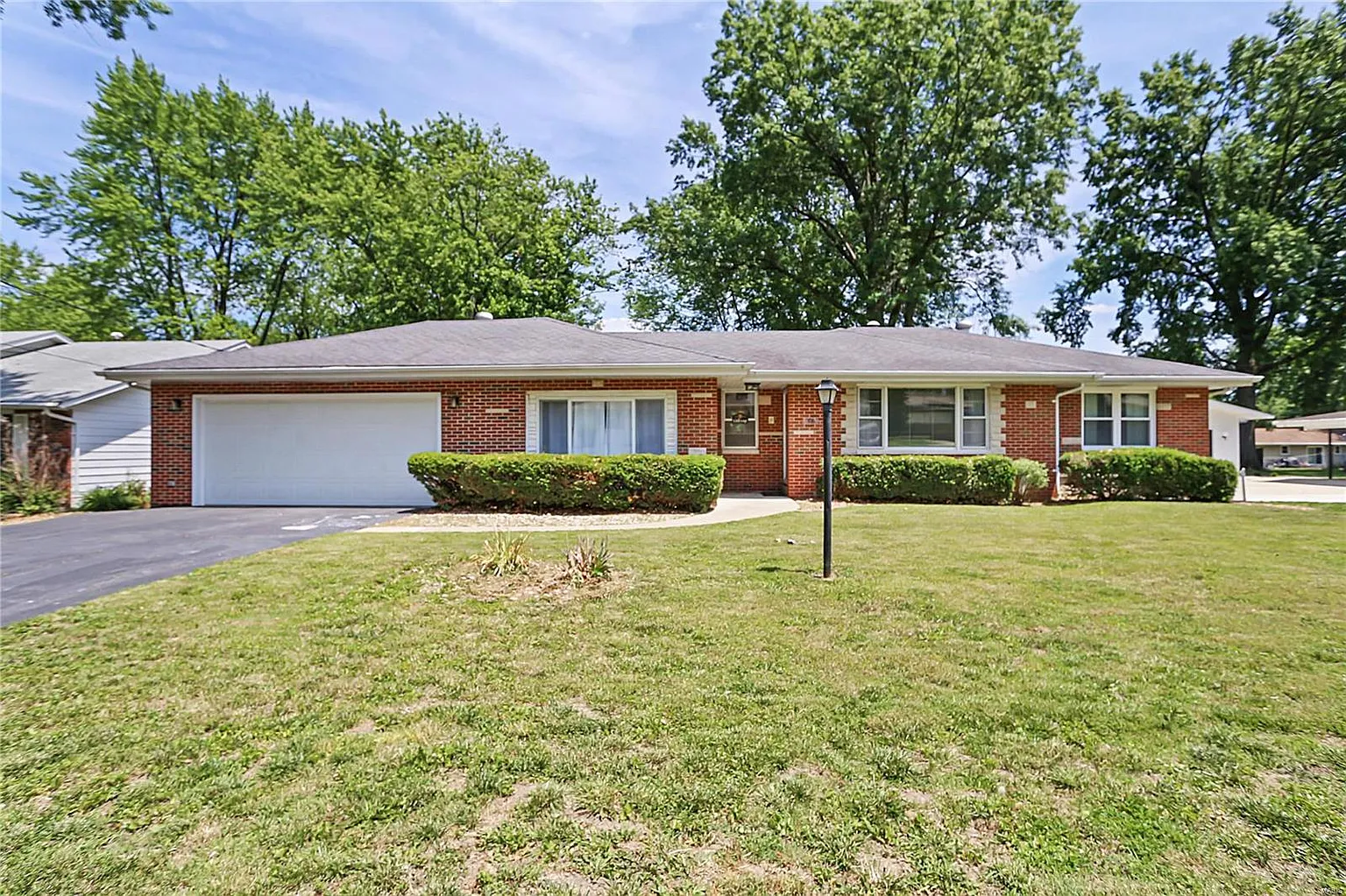 106 Mary Dr photo 1