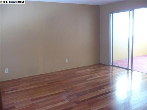 4th image of 1510 Nelson Ct
