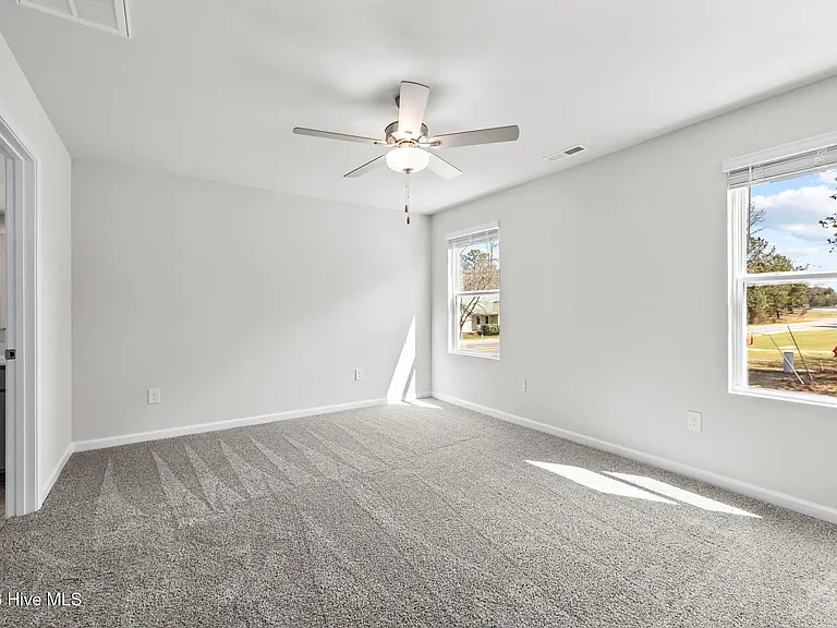 705 Conductor Ct — Photo 15