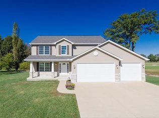 610 E High St, Okawville, IL 62271