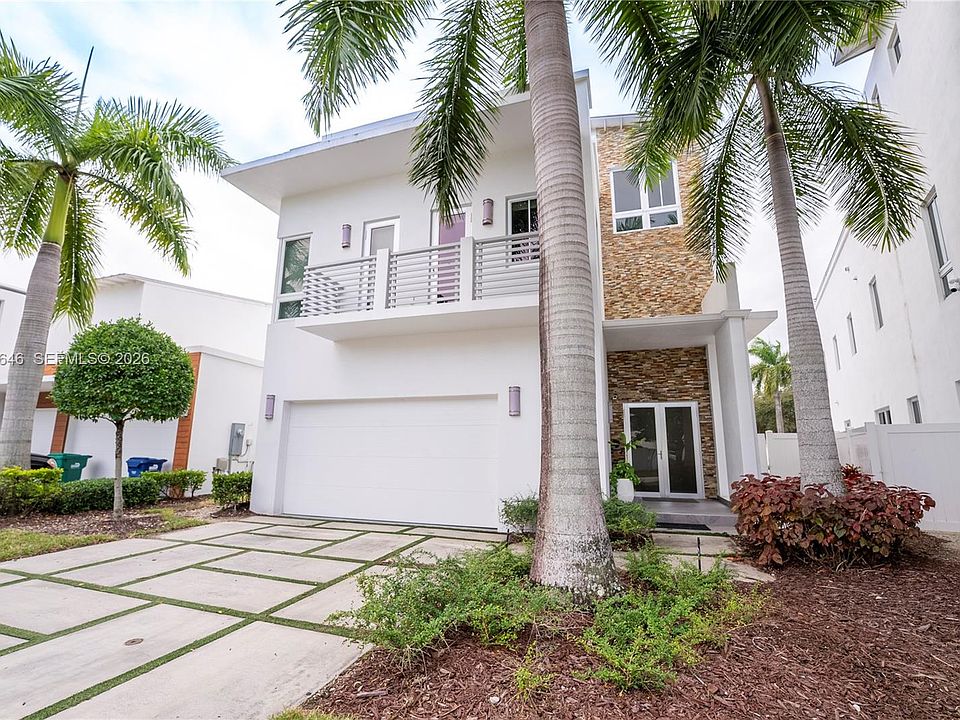1st image of 8340 NW 33rd Ter
