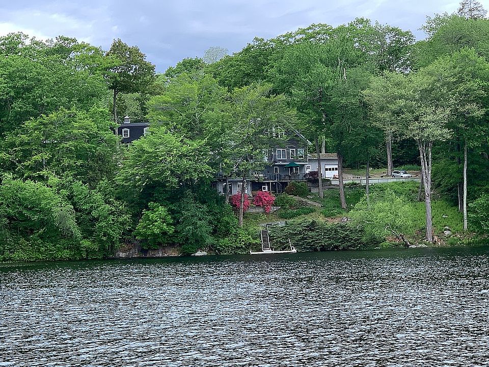 2nd image of 4 Pine Island Lk