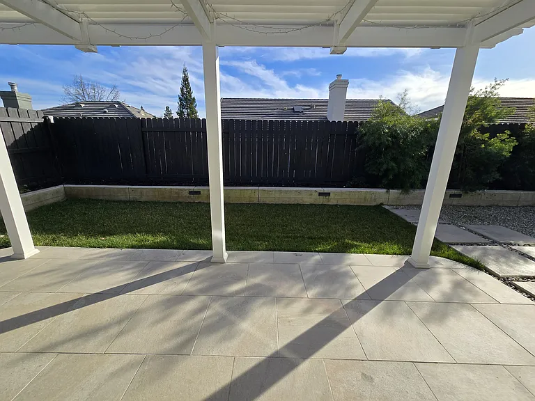 2428 Stefanie Dr — Photo 13
