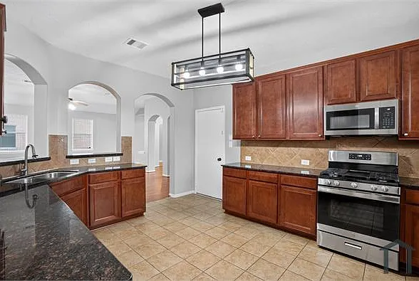 15011 Sun Glaze Dr — Photo 38
