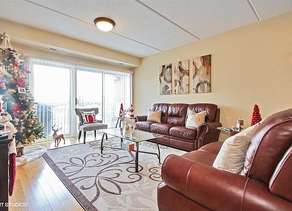 2nd image of 8120 W Park Ave Unit 303