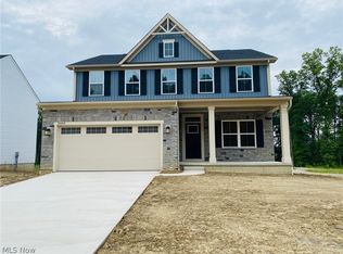 35490 Crystal Creek Ct, Grafton, OH 44141