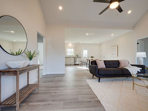 5th image of 3033 Bowker Rd