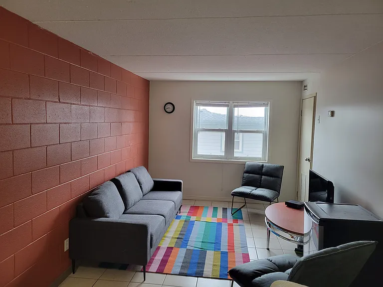 261 Lester St #204-2 — Photo 7