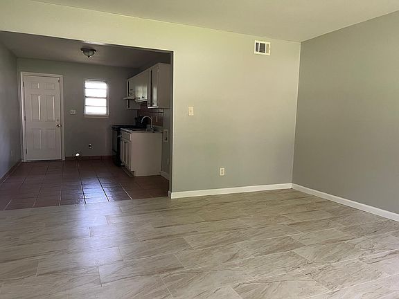 5th image of 4351 Hendrix Dr
