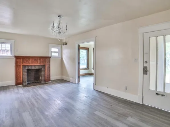 2409 La Salle Ave, Niagara Falls, NY 14301