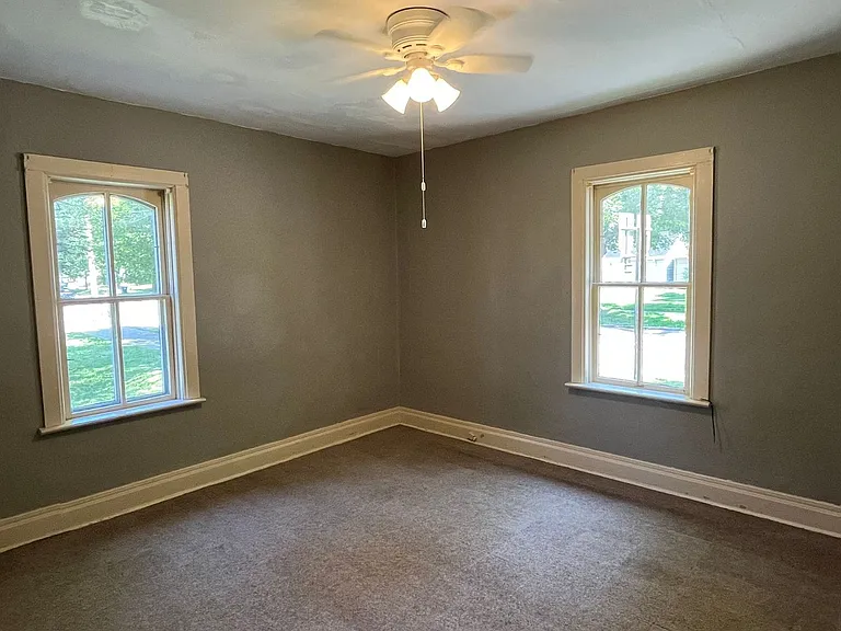 630 E Wausau Ave — Photo 14
