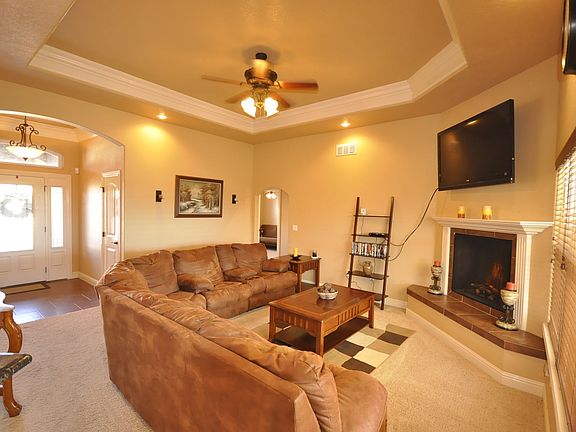 3rd image of 2209 Jadyn Ln