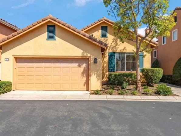12 Parthenia, Irvine, CA 92606